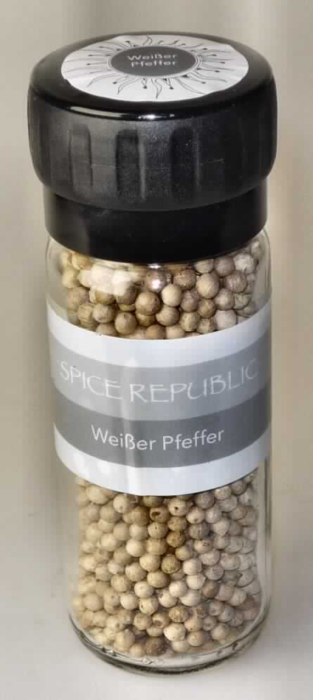 Nach den Antragsangaben und der vorgelegten Warenprobe handelt es sich um ganze, getrocknete, weiße Pfefferfrüchte der Gattung Piper, ohne weitere Zusätze. 
Die Pfefferkörner sind für den Einzelverkauf aufgemacht in einer "Einweggewürzmühle" (Inhalt 70 g) in Form eines 11 cm hohen Glasbehälters, der mit einem aufgeschraubten Kunststoffdeckel, mit integriertem einfachen Malwerk aus Kunststoff, verschlossen ist.

Zolltarifrechtlich handelt es sich um Pfeffer der Gattung Piper, weder gemahlen noch sonst zerkleinert.