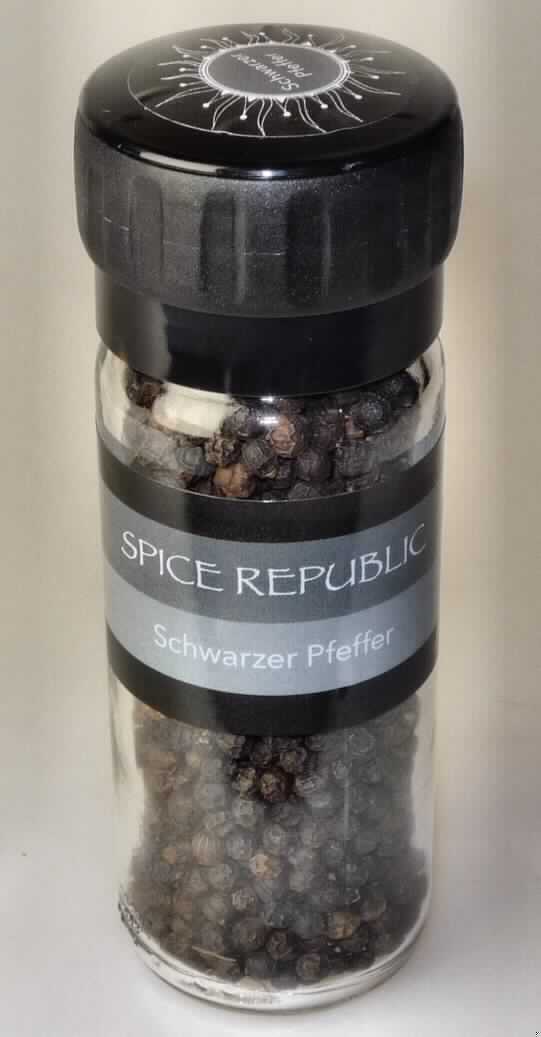 Nach den Antragsangaben und der vorgelegten Warenprobe handelt es sich um ganze, getrocknete, schwarze Pfefferfrüchte der Gattung Piper, ohne weitere Zusätze. 
Die Pfefferkörner sind für den Einzelverkauf aufgemacht in einer "Einweggewürzmühle" (Inhalt 60 g) in Form eines 11 cm hohen Glasbehälters, der mit einem aufgeschraubten Kunststoffdeckel, mit integriertem einfachen Malwerk aus Kunststoff, verschlossen ist.

Zolltarifrechtlich handelt es sich um Pfeffer der Gattung Piper, weder gemahlen noch sonst zerkleinert.