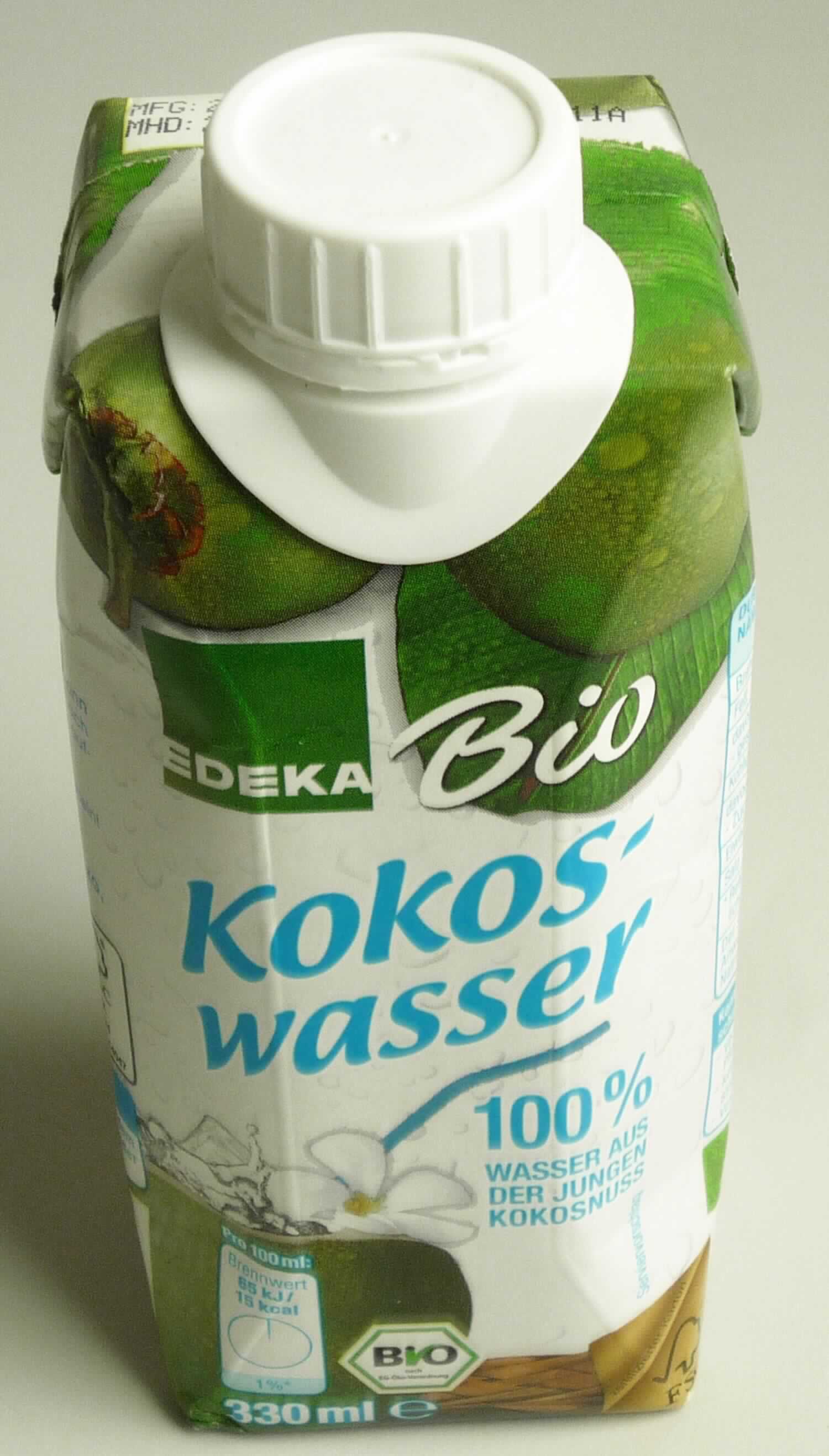 Kokosnusswasser.

Antragsangaben (als zutreffend unterstellt): Kokosnusswasser.

Beschaffenheit des vorgelegten Warenmusters: Aufmachung: Getränkekarton zu 330 ml mit Drehverschluss. Aufschrift, auszugsweise: "Bio Kokoswasser. 100 % Wasser aus der jungen Kokosnuss. Nährwerte: Kohlenhydrate: 3,8 g/100 ml." Inhalt: leicht gelbe, leicht trübe Flüssigkeit, süß und nach Kokosnusswasser schmeckend.

Zugesetzter Zucker im Sinne der ZAnm 5a) zu Kap 20: nicht enthalten.

Fruchtsäfte (einschließlich Traubenmost) und Gemüsesäfte, nicht gegoren, ohne Zusatz von Alkohol, auch mit Zusatz von Zucker oder anderen Süßmitteln, andere als in den UPos 2009 1111 bis 2009 8997 der KN genannt, nicht in Pulverform, andere.