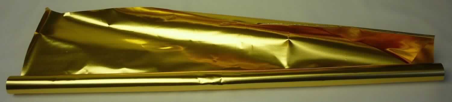 Aluminiumfolien auf einer Unterlage aus Papier

Bei der Ware handelt es sich um zwei goldfarbene Aluminiumfolien aufgebracht auf einer Mittellage aus Papier, mit den Abmessungen 50 x 80 cm. Die Dicke der einzelnen Aluminiumfolien beträgt nach den Angaben jeweils 0,006 mm.

Danach ist die Ware als Folien aus Aluminium, auf einer Unterlage aus Papier, mit einer Dicke (ohne Unterlage) von weniger als 0,021 mm in die Unterposition 7607 2010 der Kombinierten Nomenklatur einzureihen.