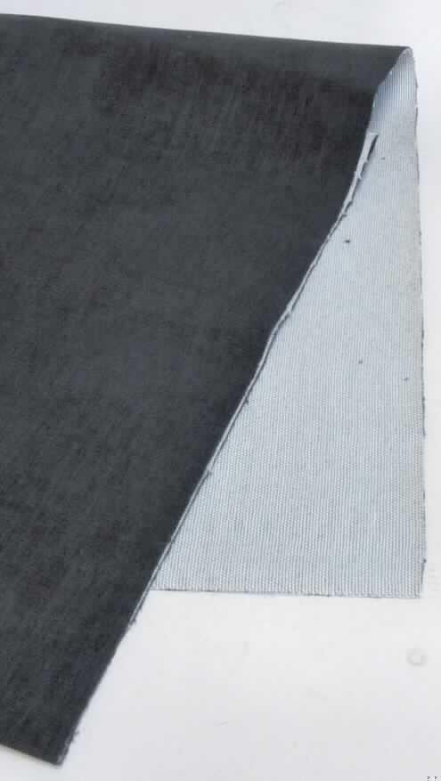 Textiles Flächenerzeugnis,
- laut Antrag:
-- Möbelbezugsstoff; als Meterware mit einer Nutzbreite von etwa 140 cm,
- laut Untersuchungsergebnis aus zwei Lagen:
-- mit einer Schauseite aus Samtgewebe (aufgeschnittener Rippenschusssamt) aus
   Chemiefasern,
-- mit einer Unterseite aus einem weißen Gewebe in Leinwandbindung aus synthetischen
   Spinnfasern (laut Antrag aus Polyester),
- insbesondere im Hinblick auf die Verwendung als Möbelbezugsstoff bestimmt das,
  die Schauseite bildende, Samtgewebe den Charakter der Ware.

"Samtgewebe, keine Ware der Positionen 5802 oder 5806, aus Chemiefasern, aufgeschnittener Rippenschusssamt (charakterbestimmend) und Gewebe der Position 5512"