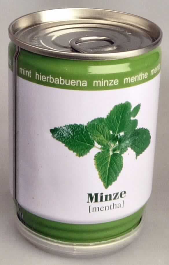 Nach den Angaben der Antragstellerin und der vorliegenden Warenprobe handelt es sich um eine Warenzusammenstellung in Aufmachung für den Einzelverkauf, in Form einer sogenannten "Kräuterdose", bestehend aus:
- einer bedruckten Blechdose (Höhe ca. 9 cm; Durchmesser ca. 6,5 cm) mit einem Deckel
  mit Lasche und einer trinkdosenähnlichen Einwegöffnung am Dosenboden
- einer  Pflanzanleitung (Aufdruck auf der Dose)
- einem Kunststoffdeckel als Untersetzer
- granuliertes Füllmaterial mit einem eingelegten runden Vlies
- Samen der Minze der Gattung Mentha (lt. Dosenaufdruck), die sich im Füllmaterial 
  befinden, sowie für eine zweite Bepflanzung zusätzlich in einem Kunststofftütchen

Nach dem Öffnen des Deckels soll die Dose bewässert werden, wobei die Öffnung am Dosenboden als Abfluss dient. Durch regelmäßiges Gießen und Lichteinfall sollen die Samen keimen und die Pflanzen wachsen.

In Hinblick auf die Verwendung (Pflanzenaufzucht) bestimmen die Minzensamen den Charakter der Warenzusammenstellung.
Bei Minze handelt es sich um eine krautartige Pflanze, deren Stengel und Blätter hauptsächlich zu medizinischen Zwecken (zolltariflich) verwendet werden.

Die Richtlinie über den Verkehr mit Saatgut ist zu beachten.

Zolltarifrechtlich handelt es sich um zur Aussaat bestimmte Samen von Minze, andere als in den Unterpositionen 1209 1000 bis 1209 9991 genannt.