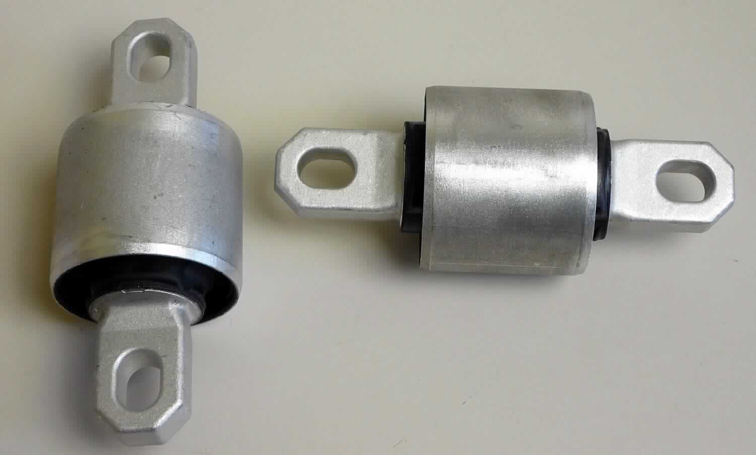 Angaben des Antragstellers: 
Buchse
Verwendungszweck: Isolation von Vibrationen und Lärm (für Radaufhängungssysteme). Das Teil wird in Gelenkarmen bzw. Stoßdämpfer-Einheiten verbaut.
Material: Metall, Naturkautschuk

Untersuchungsergebnisse an Warenmustern:
Zylinderförmige Buchsen aus Metall, gefüllt mit einem schwarzen, elastischen Material. In dem scharzen Material befinden sich zwei Aufhänger aus Metall (Länge: ca. 15 cm; Durchmesser: ca. 6 cm).

Befund:
Aufgrund der Verwendung als Dämpfer ist der Kautschukanteil für die Ware charakterverleihend. Danach liegt ein Gummi-Metall-Teil für Kraftfahrzeuge im Sinne der Unterposition 4016 9952 vor.