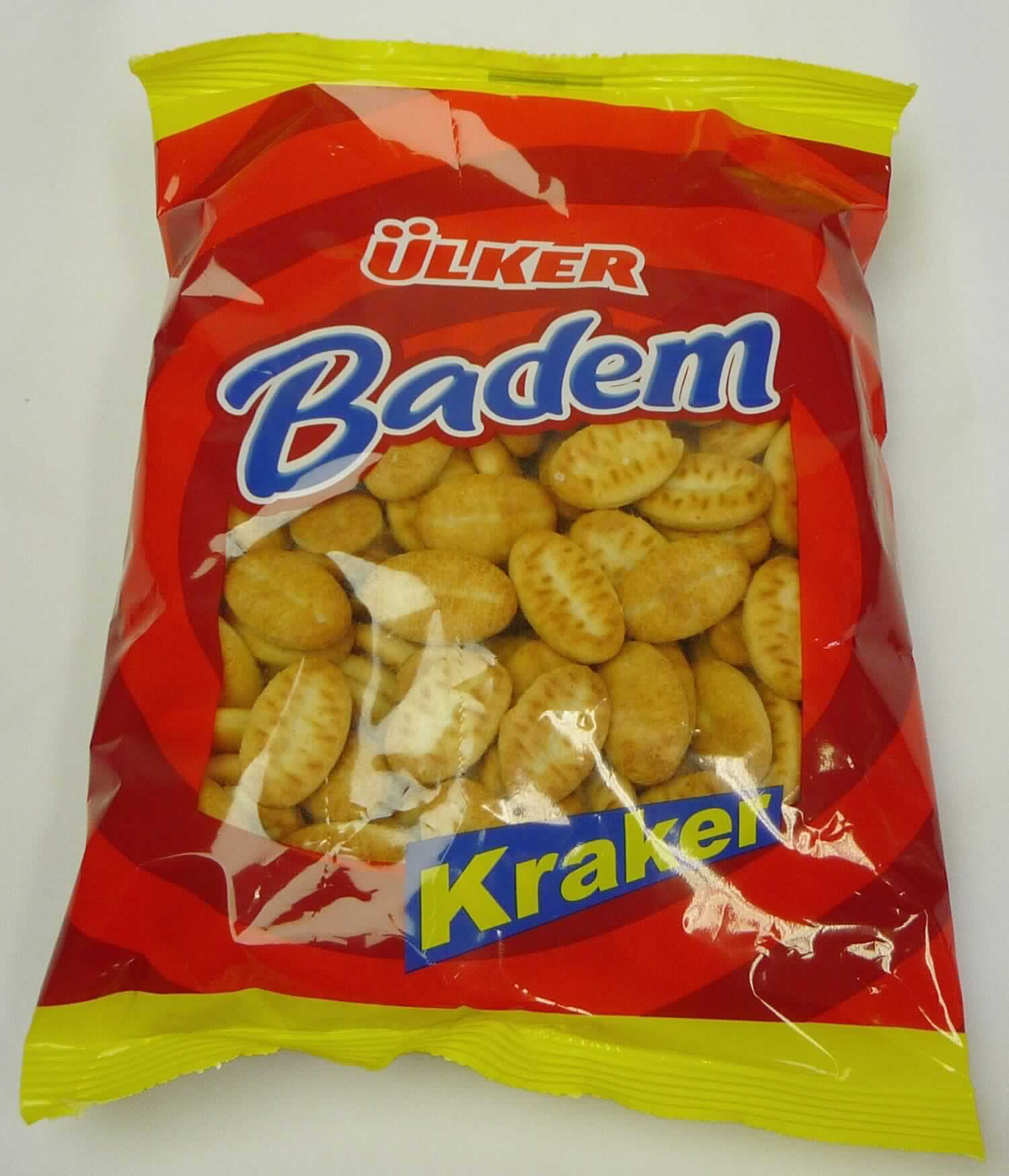 Salzcracker

Antragsangaben:
561-5 Ülker Badem Salzcracker 145 g

Beschaffenheit des vorgelegten Warenmusters:
Bunt bedruckter und etikettierter Original-Schlauchfolienbeutel; der Aufdruck enthält Angaben zum Erzeugnis (Almond-shaped Crackers; Salzcracker; 145 g) und zu den Zutaten (siehe Feld 8); darin braunes, keksähnliches, mandelförmiges Salzgebäck (Länge ca. 2,5 cm); Geschmack nach Crackergebäck, salzig, nicht süß.

Stärke/Glucose*: 50 bis weniger als 75 GHT
Saccharose/ Invertzucker/Isoglucose**: weniger als 5 GHT
Milchfett***: weniger als 1,5 GHT
Milchprotein***: weniger als 2,5 GHT

*: festgestellt gemäß VO (EG) 900/2008, VO (EU) 118/2010
**: festgestellt gemäß VO (EG) 900/2008
***: abgeleitet aus der Zutatenliste

Backware, nicht kakaohaltig, Kekse und ähnliches Kleingebäck, nicht gesüßt