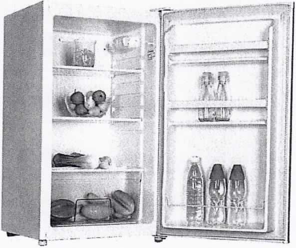 Kühlschrank
- aus Kompressions-Kälteaggregat, drei Türabstellern, zwei Einlegeböden, einem
  Gemüsefach und Innenbeleuchtung, in einem Schrankgehäuse (Abmessungen
  H x B x T: 84 x 48 x 50 cm) mit Fronttür (Abbildung siehe Anlage),
- mit einem Netto-Fassungsvermögen von 92 l,
- zum Kühlen und Kühlhalten von Kühlgut im Haushalt.

"Kühlschrank, Haushaltskühlschrank, Kompressorkühlschrank, mit einem Inhalt von weniger als 340 l, Tischkühlschrank - Kühlschrank"