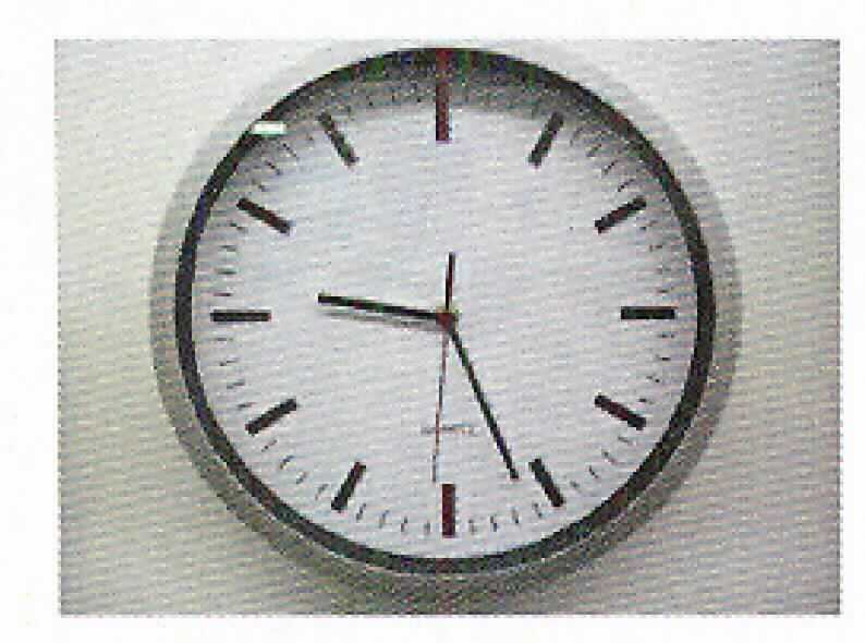 Wanduhr, Art. Nr. 216.360, s. Foto.
Bei der Ware handelt es sich um eine Wanduhr für den Innenbereich aus Kunststoff, bestehend aus
- einem batteriebetriebenen Uhrwerk (kein Kleinuhr-Werk), das in einem ca. 55 mm x  55 mm x 15 mm großen 
  Gehäuse untergebracht ist, 
- einem Stunden-, Minuten- und Zentralsekundenzeiger sowie 
- einem runden Zifferblatt,
- Maße: 30,4 x 4,7 (Durchmesser x Tiefe in cm).

Die Ware ist als "andere als in den Positionen 9101 bis 9104 erfasste, elektrisch betriebene Wanduhr" einzureihen.
