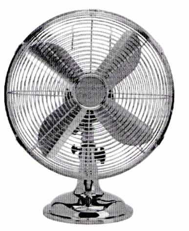 Tischventilator
- aus einem vierflügeligen Lüfterrad in einem Schutzkorb, aufgesetzt auf einen 
  Standsockel, mit eingebautem Elektromotor, Schwenk- und Neigevorrichtung,
  Überhitzungsschutz und drei Geschwindigkeitsstufen (Abbildung siehe Anlage),
- mit einer Leistung von 30 Watt,
- zur Bewegung der Raumluft durch Erzeugung eines kontinuierlichen Luftstroms.
 
"Tischventilator mit eingebautem Elektromotor mit einer Leistung von weniger als 
 125 Watt, nicht für zivile Luftfahrzeuge"