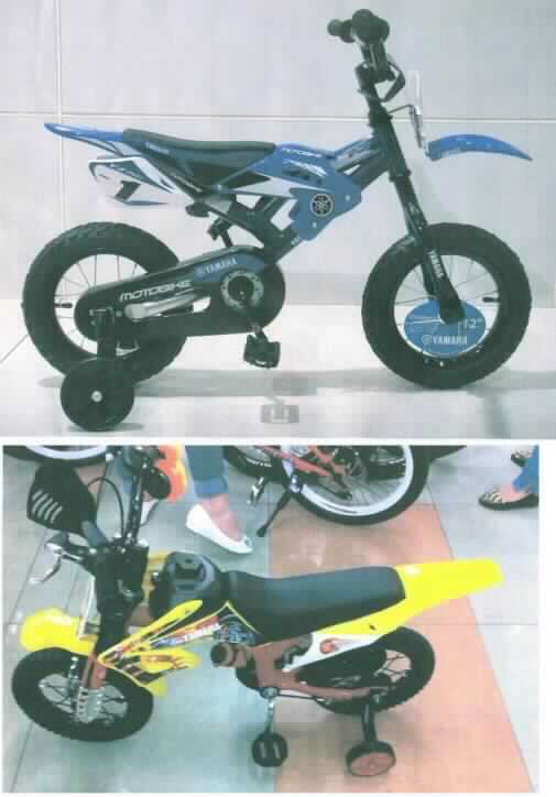Zweirad ohne Motor, sog. Mini-Cross-Bike 12", Foto siehe Anlage,
im Wesentlichen bestehend aus
- einem Rahmen aus unedlem Metall mit einer Verkleidung aus Kunststoff,
- einem Lenker, 
- einem Sattel,
- zwei Bremsen (Rücktrittbremse und Felgenbremse vorne),
- zwei Rädern (Felgen mit Luftreifen, 12 Zoll),
- einer Treteinheit mit Kurbeln und Pedalen,
- zwei Stützräder,
- dient dem Erlernen des Fahrradfahrens durch Kinder.

"Zweirad ohne Motor, mit Kugellager, anderes als von den Codenummern 8712 0030 10 0 
bis 8712 0030 20 0 erfasst"