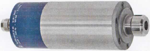 Schnellfrequenz-Spindel
- aus Spindelgehäuse (Gehäusedurchmesser 80 mm ) mit Montageflansch, Präzisions-
  Spindellagerung, Welle mit manuellem Spannsystem für Werkzeugaufnahme, elektrischem
  Motorantrieb (Stator und Rotor), elektronischer Messsensorik für Steuerung/Regelung von
  Drehzahlen, Flüssigkeitskühlung sowie Funktions- und Verorgungsanschlüssen (Abbildung
  siehe Anlage),
- zur Verwendung als Spezial-Ausrüstung für den Einsatz in Fräs-, Bohr-, Schleif- und
  Graviermaschinen, vorzugsweise zur Metallbearbeitung, durch Hochgeschwindigkeits-
  Zerspanen.

"Zubehör, erkennbar hauptsächlich für Werkzeugmaschinen der Positionen 8456 bis 8461 bestimmt - sog. Schnellfrequenz-Spindel für Werkzeugmaschinen der Position 8459 und 8460"