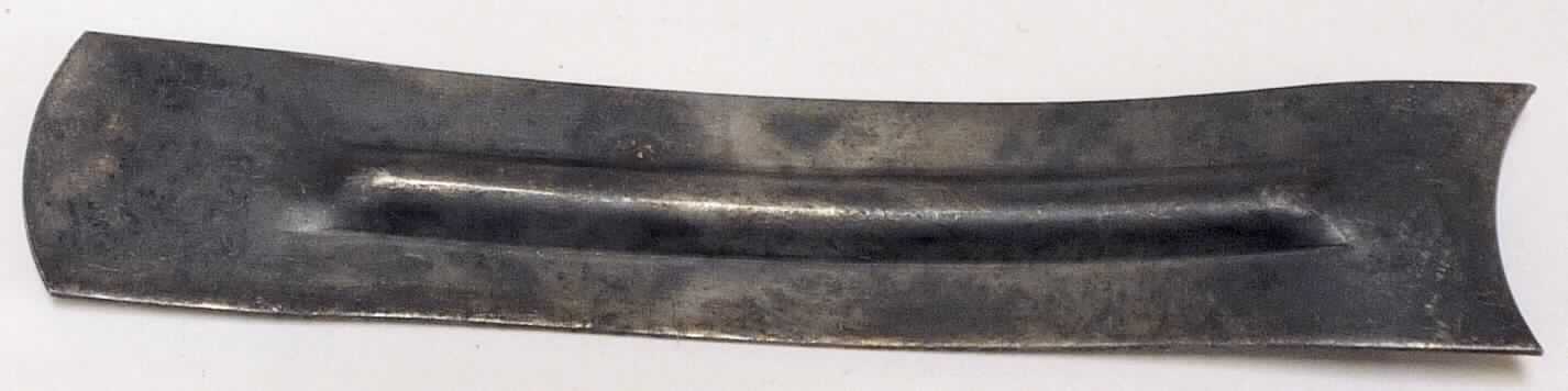 Schuhteile (lt. Antrag: "Stahlgelenke für Sicherheitsschuhe", Foto siehe Anlage)
- aus unedlem Metall,
- wird fest zwischen Brand- und Laufsohle eingearbeitet,
- zur Herstellung von Sicherheitsschuhen,
- nicht handgearbeitet

"Schuhteile, andere als in den Unterpositionen 6406 1010 10 bis 6406 9985 20 genannt"