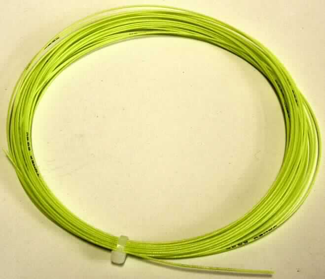 Bindfaden, sog. Badminton Saite, Foto siehe Anlage,
- zur Verwendung als Badmintonsaite,
- laut Antrag mit einer Länge von 10 m und einem Durchmesser von 0,68 mm,
- laut Untersuchungsergebnis:
-- aus synthetischen Chemiefasern (Filamenten) aus laut Antrag 100 % Nylon,
-- in Form eines mit Kunststoff überzogenen Rundgeflechts (enge Flechtweise, festes 
   Gefüge) mit einer Seele aus einem Filamentgarn, 
-- mit einem Titer von 4.134 dtex.

"Bindfaden, geflochten, mit Kunststoff überzogen, aus synthetischen Chemiefasern, aus 
 Nylon, mit einem Titer von weniger als 50.000 dtex (5 g je m)"