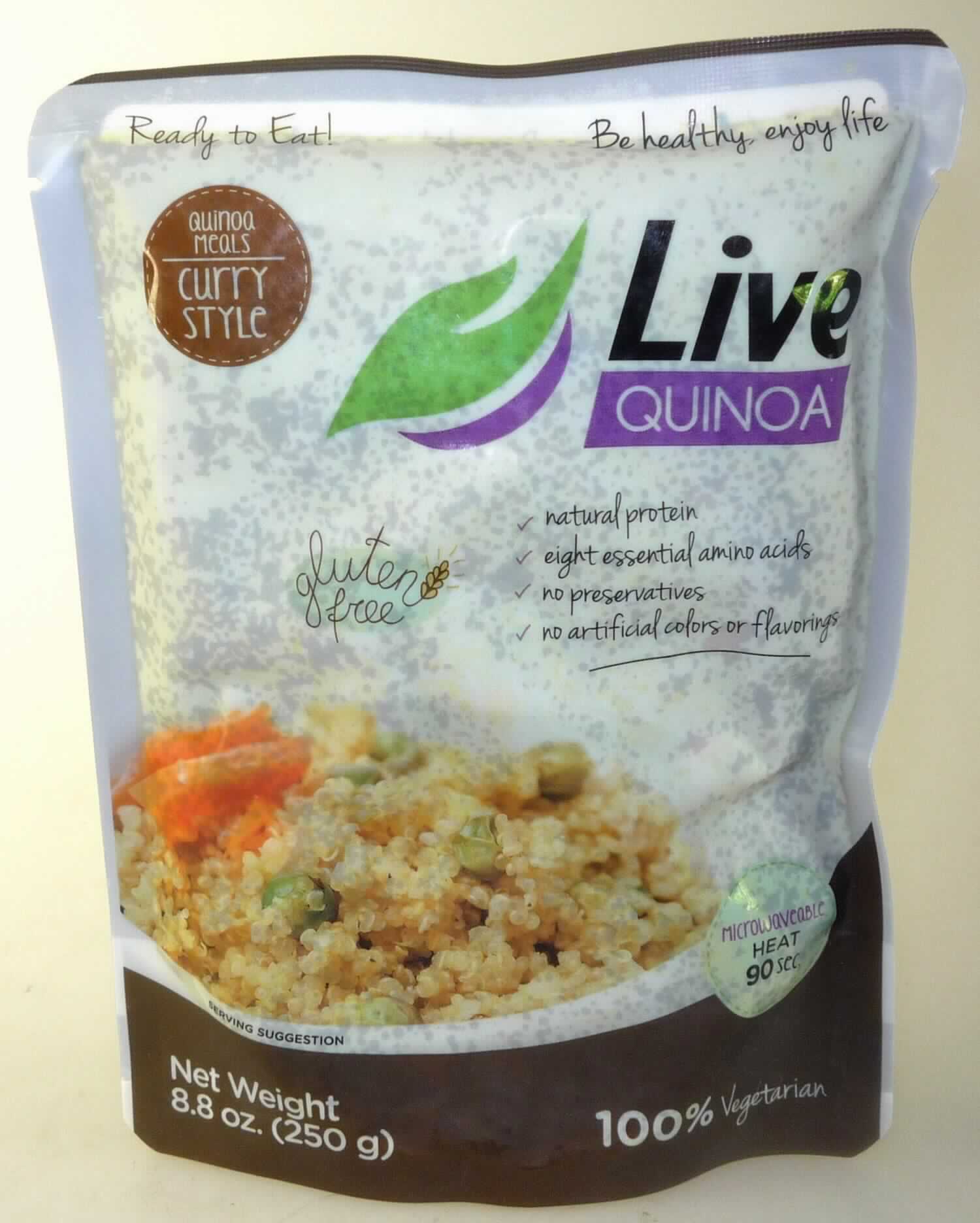 Quinoa-Fertiggericht

Antragsangaben:
Quinoa-Fertiggericht "Curry-Style" (vegetarisch) im 250 g Folienstandbodenbeutel

Beschreibung des vorgelegten Warenmusters:
Fertiggericht auf der Grundlage von gekochten, durch Curry gelb verfärbten Reismelde-Körnern (Quinoa), 
durchsetzt mit wenigen gekochten Erbsen und Möhrenstücken, luftdicht verpackt in einem verschweißten Original-
Standfolienbeutel mit Abbildung eines genussfertigen Gerichtes aus gekochtem Quinoa (Reismelde) mit Gemüse 
und Englisch-sprachigen Angaben zur Ware ("Quinoa Meals - Curry Style"), zum Inhalt (250 g netto), zur 
Zubereitung (in Rezepten verwenden oder erhitzen); mit Zubereitungsempfehlungen für die Mikrowelle 
(90 Sekunden erhitzen) und für die Pfanne (etwas Olivenöl hinzugeben, umrühren und erhitzen) und 
Zutatenliste (siehe Feld 8).

Getreide (ausgenommen Mais) in Form von Körnern, vorgekocht, anderweit weder genannt noch inbegriffen, auf der Grundlage von Quinoa