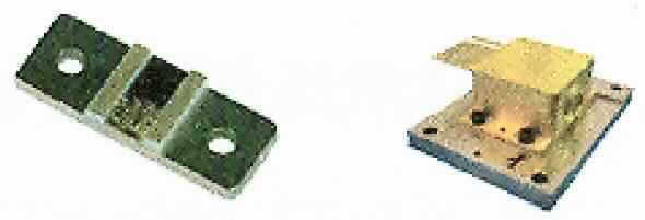 Sog. Quantum-Cascade-Laser (QCL) - RT-CW-DFB-QCL -, bestehend aus einem unimodalen kontinuierlichen Quantenkaskadenlaser (QKL) in einem HighHeatLoad (HHL)-Gehäuse mit 9 Pins, mit integrierter Kollimationslinse und Peltierelement zur thermoplastischen Kühlung. Der Laser (Halbleiterlaser) für Wellenlängen im mittleren und fernen Infrarotbereich (4,3 - 10,5 µm) wird bei Raumtemperatur bei chemischen Untersuchungen verwendet.

äußere Form: siehe Abbildung in der Anlage

Die Ware wird als "Laser, ausgenommen Laserdioden" eingereiht.