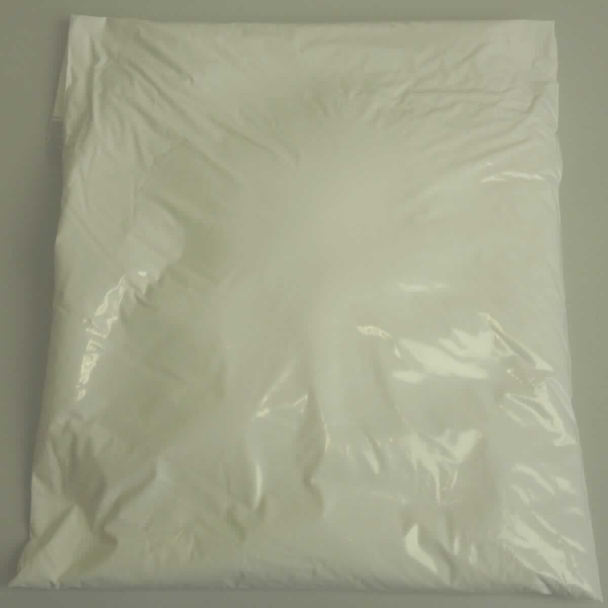 Angaben des Antragstellers:
Copolymer aus Vinylchlorid und Vinylisobutylether
-Chlorgehalt 44 GHT, was einem Vinylchloridgehalt von 85 GHT im Copolymer entspricht-

Untersuchungsergebnis an einem Warenmuster:
Feines, weißes Pulver

Befund:
Copolymer des Vinylchlorids im Sinne der Unterposition (KN) 3904 4000.