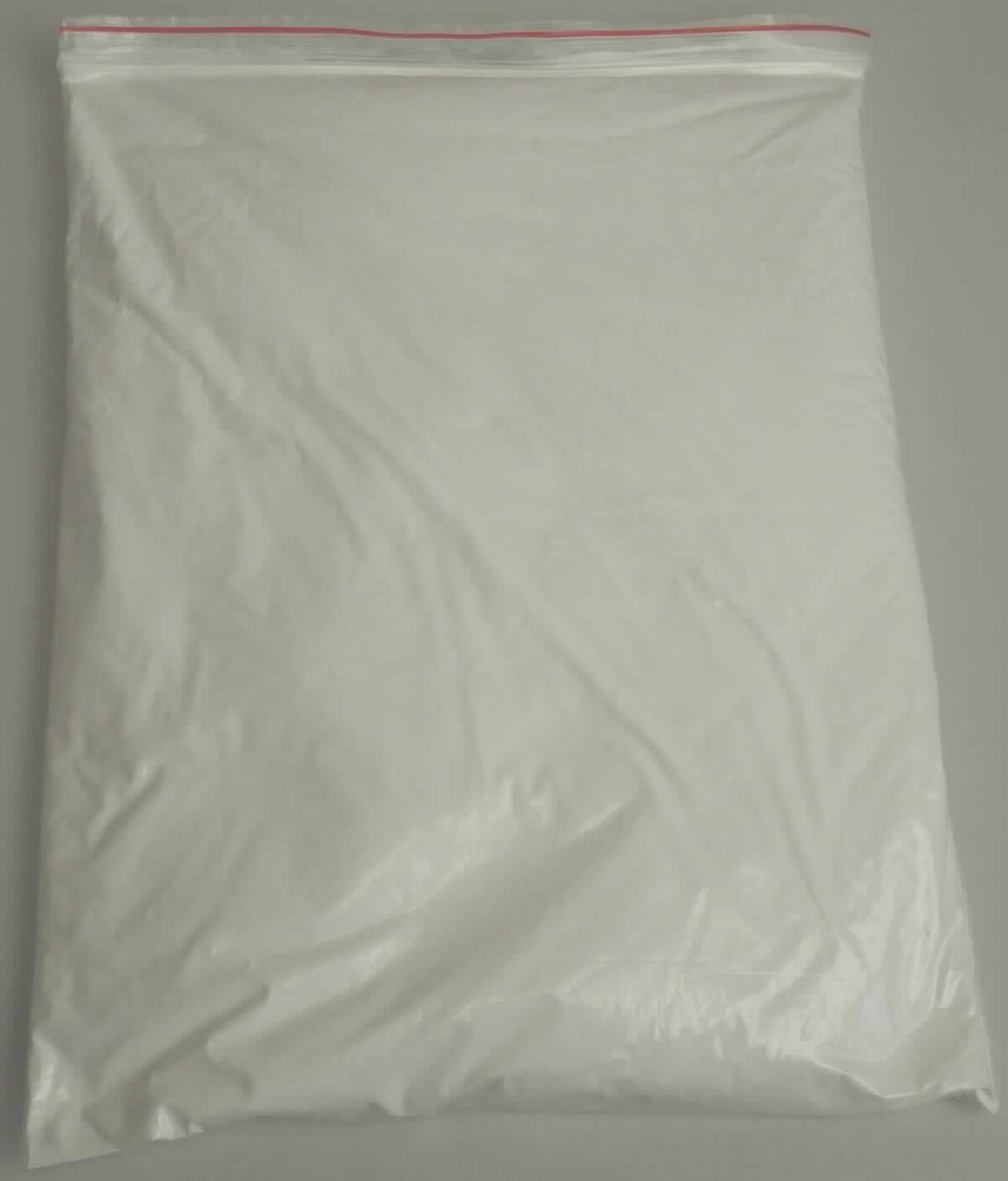 Angaben des Antragstellers:
Copolymer aus Vinylchlorid und Vinylisobutylether
-Chlorgehalt 44 GHT, was einem Vinylchloridgehalt von 85 GHT im Copolymer entspricht-

Untersuchungsergebnis an einem Warenmuster:
Feines, weißes Pulver

Befund:
Copolymer des Vinylchlorids im Sinne der Unterposition (KN) 3904 4000.