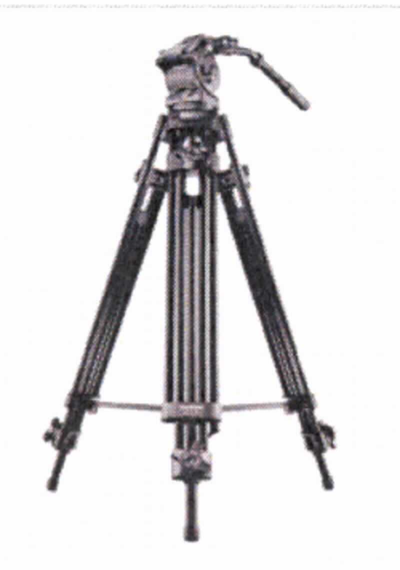 Es handelt sich bei dem sog. "mantona Videostativ Dolomit 2100" Art.-Nr. 18637 um eine aus verschiedenen Bestandteilen zusammengesetzte Ware, bestehend aus einem Dreibeinstativ für digitale Spiegelreflexkameras und Videokameras (nicht Gegenstände dieser vZTA) und einer integrierten Wasserwaage. 

Das aus einer Aluminium-Magnesium-Legierung bestehende Stativ verfügt über ein 1/4" und 3/8" Anschlussgewinde und wiegt ca. 4,9 kg. Die Höhe des Erzeugnisses ist von 66 cm bis 136 cm einstellbar. Die Wasserwaage und ein Schwenkarm sorgen für ein Ausnivellieren der Kameraausrichtung.

Das Stativ bestimmt hinsichtlich der Bedeutung für die Verwendung und aufgrund des äußeren Erscheinungsbildes den Charakter der zusammengesetzten Ware. 

Das Erzeugnis ist in einem Kunststoffbeutel und in einer passgenau gestalteten Kunststofftragetasche zur dauerhaften Aufbewahrung und einem Karton aufgemacht. 

Die Ware wird als "Dreibeinstativ von der für Digitalkameras bzw. Videokameras verwendeten Art" eingereiht.