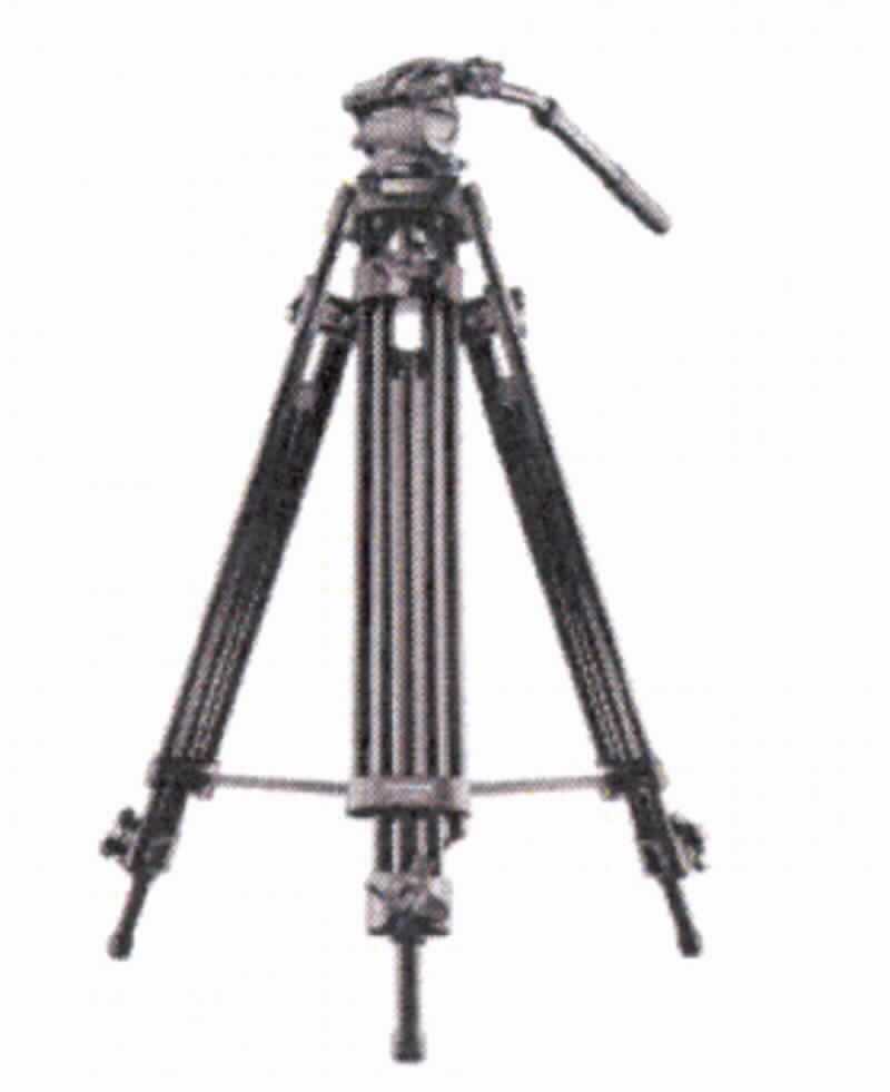 Bei dem sog. "mantona Videostativ Dolomit 1100, Art. 18634" handelt es sich um eine aus verschiedenen Bestandteilen zusammengesetzte Ware, bestehend aus einem Dreibeinstativ für digitale Spiegelreflexkameras und Videokameras (nicht Gegenstände dieser vZTA), einem Stativkopf, einer Schnellwechselplatte und einer eingebauten Wasserwaage.
Das aus einer Aluminium-Magnesium-Legierung bestehende Stativ verfügt über ein 1/4" und 3/8" Anschlussgewinde und ist in drei Beinsegmente aufgeteilt, sodass es von ca. 63,5 cm bis zu einer Höhe von ca. 133 cm ausgezogen und arretiert werden kann. 
Die eingebaute Wasserwaage und ein Schwenkarm sorgen für ein Ausnivellieren der Kameraausrichtung.

Das Stativ mit der dazugehörigen Transporttasche ist in einem Karton verpackt und bestimmt hinsichtlich der Bedeutung für die Verwendung und aufgrund des äußeren Erscheinungsbildes den Charakter der zusammengesetzten Ware. 

Die Ware wird als "Dreibeinstativ von der für Digitalkameras bzw. Videokameras verwendeten Art" eingereiht.