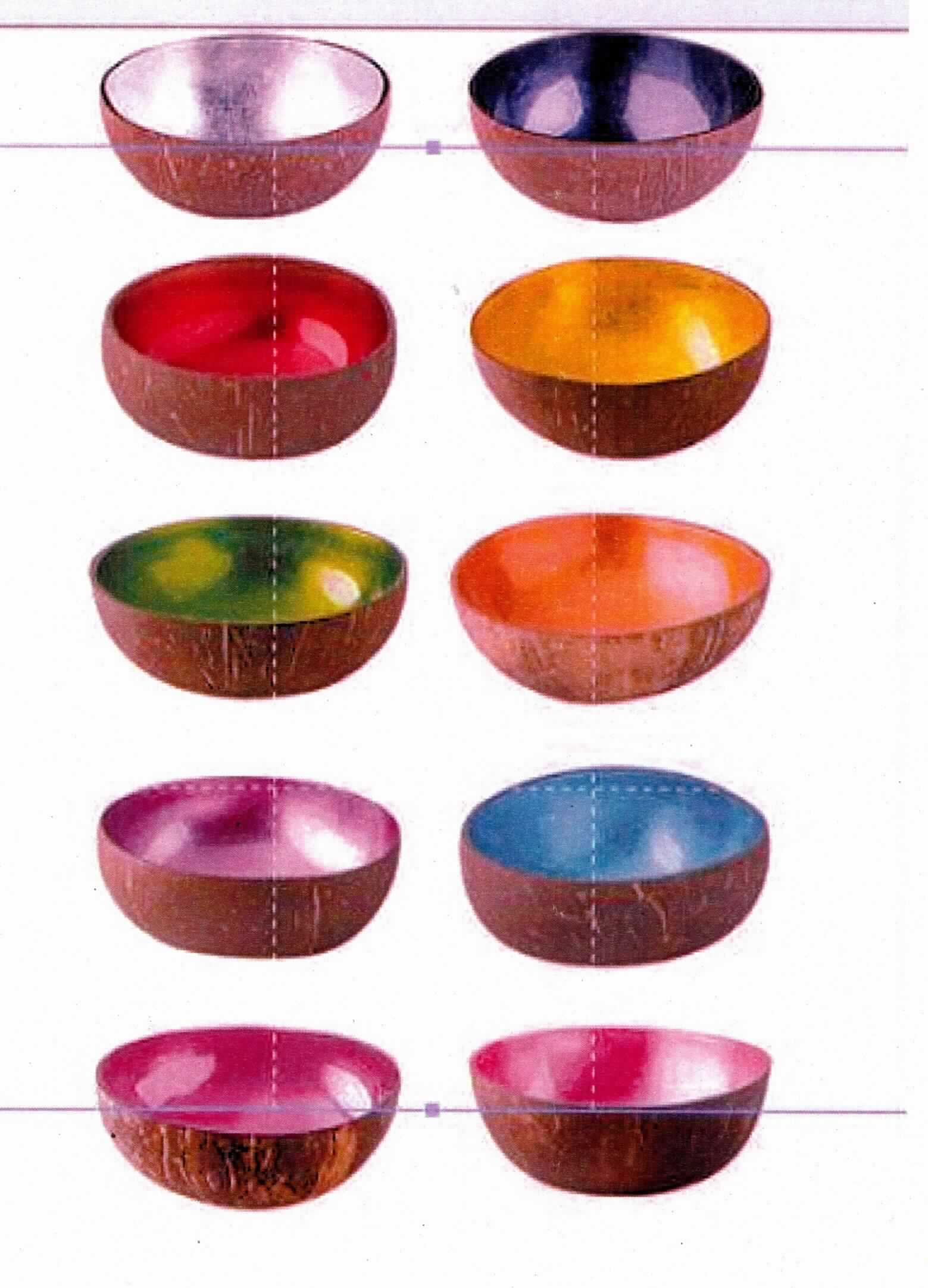 Bei der Ware mit der Bezeichnung "Kokosnussschale, Art. VN1-83-040-03" handelt es sich um eine getrocknete, halbierte Schale der Kokosnuss (ohne Fasern und Fruchtfleisch), handgearbeitet, innen lackiert in roter Farbe.
Das Erzeugnis hat einen Durchmesser von ca. 14 cm und eine Höhe von 15 cm mit abgeflachter Unterseite.
Die Schale ist zur Aufbewahrung von trockenen, fettfreien Lebensmitteln geeignet.

Das Erzeugnis ist als "Ware aus pflanzlichen Schnitzstoffen, handgearbeitet" einzureihen.