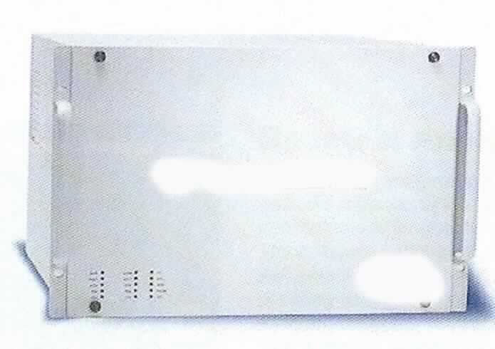 Gasuntersuchungsgerät, so genannter MultiGas 2030 FTIR-Spektrometer, im Wesentlichen bestehend aus einem 450 mm x 650 mm x 320 mm (B x T x H) großen Gehäuse (äußere Form: siehe Abbildung in der Anlage) in dem sich eine Strahlungsquelle, ein Strahleneingang, ein Interferometer, eine Referenzstrahlungsquelle, eine Messgaszelle, Temperaturregler und ein Strahlendetektor befinden. Das FTIR-Spektrometer dient zur Messung der Absorption verschiedener Gaskomponenten im mittleren infraroten Bereich. Anhand der Absorption lassen sich die Konzentrationen der Gaskomponenten ermitteln.
Die Ware wird als "elektronisches Gerät für physikalische oder chemische Untersuchungen von Gasen oder Rauch" eingereiht.