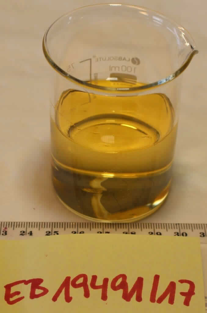 Angaben des Antragstellers:
Zusammensetzung: Aloe Vera Gel 10:1, food grade - decolorized; Aloe Vera Inner Leaf Gel 10X Decolorized (Aloe Barbadensis Leaf Juice), Konservierungsstoffe: Natriumbenzoat 0,05 %, Kaliumsorbat 0,10 %, Zitronensäure.
Verwendung: keine Angabe.
Verpackungseinheit: Kunststoffcontainer in Gitterbox (Füllmenge: 1225 kg / 950 kg)

Feststellungen anhand einer Warenprobe:
Warenbeschaffenheit: Klare, hellgelbe Flüssigkeit; Geruch und Geschmack: typisch für Aloe.

Befund:
Die Einreihung erfolgt auf der Grundlage der Antragsangaben. Nach den Angaben des Antragstellers liegt ein Pflanzenauszug von Aloe mit Zusatz von Konservierungsstoffen in Großgebinden vor.

Pflanzensäfte und Pflanzenauszüge; Pektinstoffe, Pektinate und Pektate; Agar-Agar und andere Schleime und Verdickungsstoffe von Pflanzen, auch modifiziert: Pflanzensäfte und Pflanzenauszüge: andere: andere: