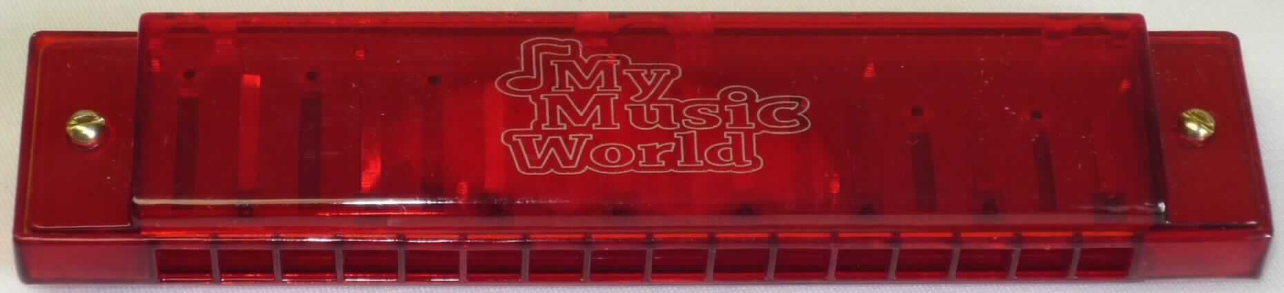 Es handelt sich um eine ca. 13 cm lange Mundharmonika (Simba, My Music World), bestehend aus
- Kanzellenkörper aus rotem Kunststoff mit 16 Blasöffnungen (Kanzellen) für unterschiedliche Töne und 
- Stimmplatte mit Stimmzungen aus unedlem Metall. 

Das zum Musizieren geeignete und sich somit als Musikinstrument darstellende Erzeugnis ist auf einer bedruckten Pappkarte aufgeblistert.

Die Ware ist als "Blasinstrument, andere als Orchestrien und Drehorgeln, keine Blechblasinstrumente, Mundharmonikas" einzureihen.