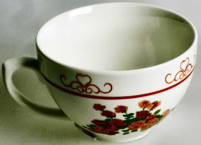 Geschirr zum Tischgebrauch, sog. Gedeck Blumenmotiv, Abbildung siehe Anlage, 
- dreiteiliges Gedeck (Set) bestehend aus Tasse, Unterteller und Teller (vorgelegt wurde die 
  Tasse),  
- glasierte, weiße, Tasse mit Henkel, 
- - auf der Außenseite mit Blumenmotiven bunt bedruckt, 
- - mit einer Höhe von ca. 6,3 cm und einem Durchmesser (oben) von ca. 9,5 cm, 
- keramisches Erzeugnis, nach der Formgebung gebrannt, tonmineralhaltiges Material 
  enthaltend, 
- aus Porzellan (lt. überprüften Antragsangaben).

"Geschirr zum Tischgebrauch, aus Porzellan"