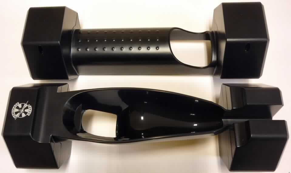 Sog. Dumbbells 500g (black) WII, als erkennbares Zubehör für das Wii-Spielsystem.
Die "Dumbells" stellen Kurzhanteln dar, bestehend aus zwei zylindrischen Stäben (Maße:
ca. 31 x 6,7 cm = L x Durchmesser) aus Kunststoff mit einer Aufnahmevorrichtung für "Wii
Nunchuk" und "Wii Remote" (jeweils nicht enthalten und nicht Gegenstand dieser vZTA).
Das Erzeugnis ist erkennbar hauptsächlich als Erweiterung für das Wii-Spielsystem
bestimmt und stellt somit ein erkennbares Zubehör dar. 
Die Dumbbells sind in einem bedruckten Karton für den Einzelverkauf aufgemacht und
werden zum Spielen im Zusammenhang mit dem "Nintendo Wii System" verwendet.

Das erkennbare Zubehör wird als "Gesellschaftsspiel, Videospiel von der mit einem
Fernsehempfangsgerät verwendeten Art" eingereiht.