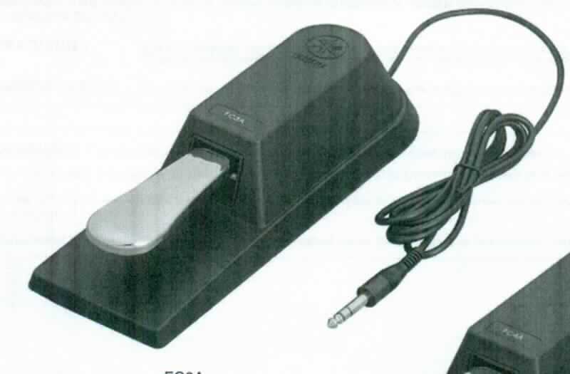 Bei dem sog. elektronischen Sustain-Pedal handelt es sich um ein ca. 89 mm x 276 mm x 66 mm (Breite x Tiefe x Höhe) großes Gehäuse mit eingebautem Fußpedal zum Regeln eines analogen Signals, welches über ein fest angebrachtes Kabel mit Klinkenstecker für den Anschluss an Digitalpianos, Keyboards und Synthesizer verfügt. Bei Betätigung des drehgelagerten Pedals wird über Hebel der Widerstandswert eines Potentiometers verändert und so das Lautstärkeniveau des gespielten Tons des angeschlossenen Musikinstrumentes beeinflusst. 

Die Ware ist als "Zubehör für Musikinstrumente der Position 9207" einzureihen.