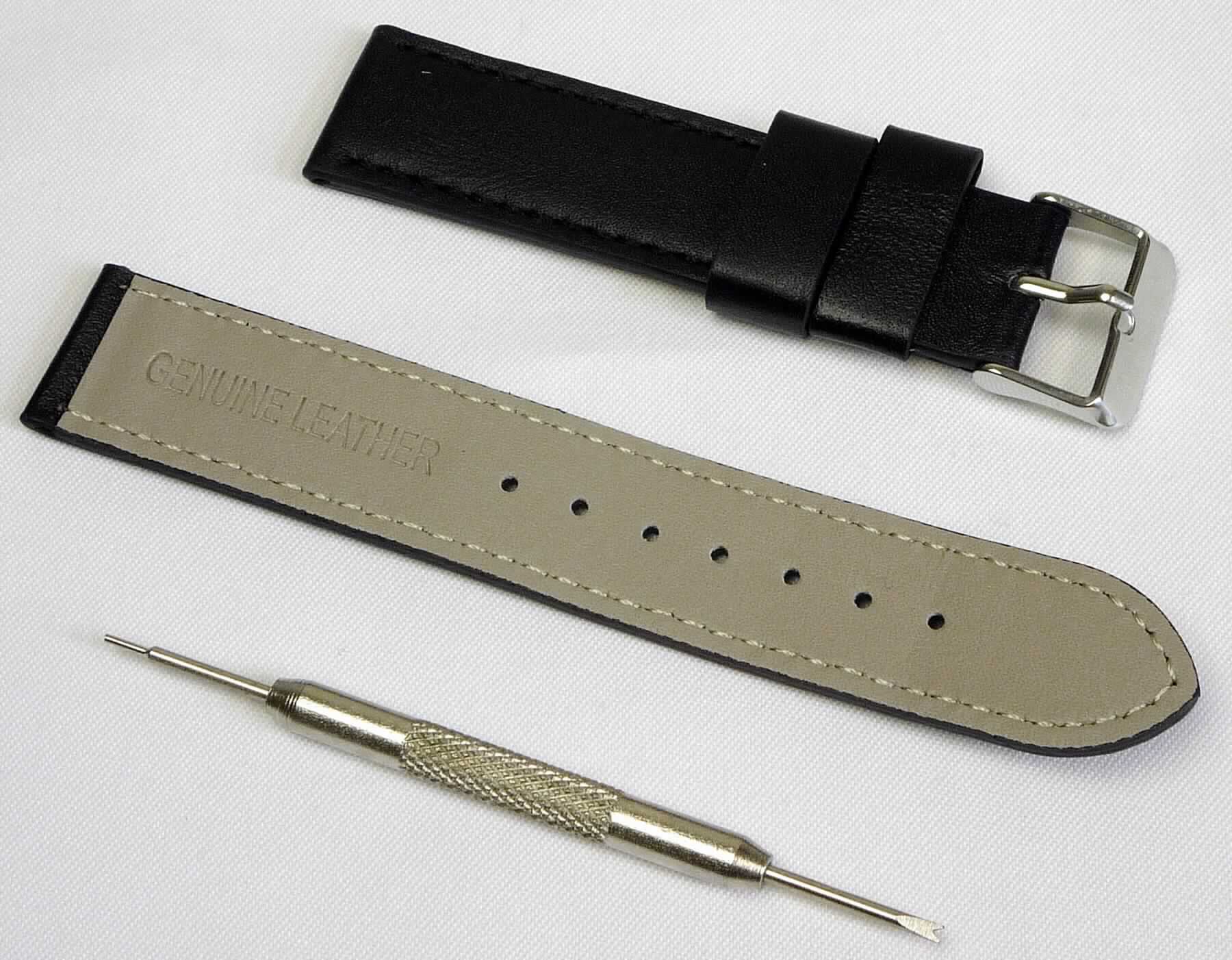 Es handelt sich um eine Warenzusammenstellung in Aufmachung für den Einzelverkauf, bestehend aus einem schwarzen, zweiteiligen, in der Größe verstellbaren Uhrarmband (7 Löcher) aus Leder, mit zwei Lederschlaufen, einer Dornschließe aus unedlem Metall und den Ansätzen zur Befestigung an einer Uhr, sowie einem speziellen Montagewerkzeug für die Befestigung des Armbandes an einer Uhr. Charakterbestimmend im Hinblick auf die Bedeutung für die Verwendung ist das 18 mm breite Uhrarmband.

Hinweise auf Handarbeit liegen nicht vor.  

Die in einer durchsichtigen Kunststofftüte verpackte Warenzusammenstellung ist als "Uhrarmband, aus Leder, nicht handgearbeitet" einzureihen.