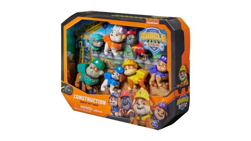 Bei dem durch Abbildungen und Beschreibungen veranschaulichten sowie als "Rubble Crew" bezeichneten Erzeugnis handelt es sich um Spielzeugtiere,
- sieben stilisierte Hunde aus einer Zeichentrickserie darstellend,
- aus Kunststoff gefertigt; ohne Füllmaterial,
- in verschiedenen Größen und farblich unterschiedlich gestaltet,
- jeweils fest mit einem Helm, einer Weste und einem Rucksack bekleidet,
- dient der spielerischen Unterhaltung von Kindern,
- gemeinsam in einem Pappkarton mit Sichtfenster verpackt.

Derartige Erzeugnisse werden zolltarifrechtlich als "Spielzeug, ein Tier darstellend, nicht gefüllt, nicht aus Holz handgearbeitet" eingereiht.