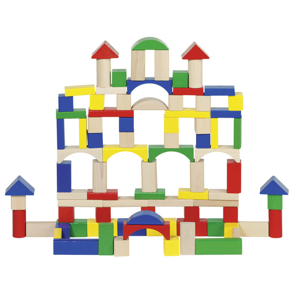 Baukastenspielzeug in Form von Bauklötzen, sog. "Artikel 58669 - Bausteine"
- mit insgesamt 105 Bauklötzen, aus Holz gefertigt, naturfarben und gelb, rot, blau oder grün lackiert
-- 30 Stück rechteckig, ca. 5 x 2,5 x 1,25 cm groß
-- 10 Stück rechteckig, ca. 7,5 x 2,5 x 1,25 cm groß
-- 15 Stück rechteckig, ca. 5 x 2,5 x 2,5 cm groß
-- 30 Stück würfelförmig, mit einer Kantenlänge von ca. 2,5 cm
-- 4 Stück, zylinderförmig, ca. 5 cm lang und mit einem Durchmesser von ca. 2,5 cm
-- 4 Stück dreieckig, ca. 5 x 2,5 x 2,5 cm groß
-- 6 Stück brückenförmig, ca. 7,5 x 2,5 x 2,5 cm groß
-- 6 Stück halbrund, ca. 6 x 1,8 x 2,5 cm groß
- ohne Hinweis auf Fertigung in Handarbeit
- dient der spielerischen Unterhaltung von Kindern
- in einer runden Papptrommel mit Kunststoffdeckel für den Einzelverkauf aufgemacht.

Die Ware ist als "Baukastenspielzeug aus anderen Stoffen als Kunststoff, nicht handgearbeitet aus Holz" einzureihen.