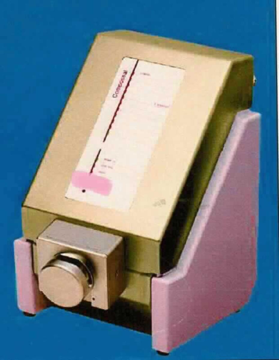 Schweißgerät für medizinische PVC-Schäuche,
- aus einem Standgerät mit einem Gehäuse aus Stahl, mit Schweißkopf, Ein/Ausschalter, Anschlüssen für 
  Netzkabel und optionale Handschweißzange sowie Spannungs- und Betriebsanzeigen (Abbildung siehe Anlage),
- zum handbetätigten, elektrothermischen Verschließen von Verpackungen (hier: sterile blutbefüllte Beutel) durch 
  Verschweißen von Kunststoff-Schläuchen.

"Maschine zum Verschließen oder Versiegeln von Säcken oder anderen Behältnissen - Schweißgerät für blutbefüllte Beutel"