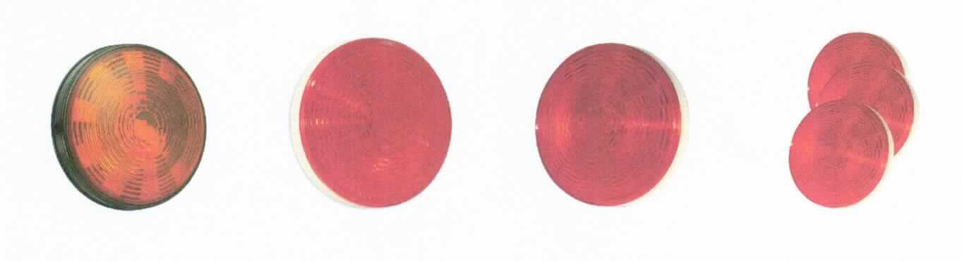 LED Bremslicht/Blinker, SuperNova NexGen Art. 54302 (ähnliche Abbildung s. Anlage)
- aus Leuchtdioden und weiteren elektrischen Komponenten in einem annähernd zylindrischen 
  Kunststoffgehäuse mit roter Linsenabdeckung und elektrischem 3-Pin Anschluss sowie 
  Montagevorrichtungen auf der Rückseite, für eine Spannung von 13,5 bis 28 Volt,
- zur Verwendung als multifunktionales Bremslicht und Blinklicht für Kraftfahrzeuge.

"Elektrisches Beleuchtungs- und Signalgerät von der für Kraftfahrzeuge verwendeten Art, keine Ware der Position 8539, nicht von den TARIC-Codes 8512 2000 20 bis 8512 20000 40 erfasst; sog. LED Bremslicht/Blinker"