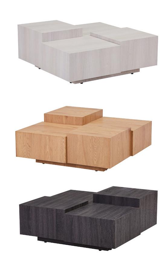 Bei der als "Couchtisch" bezeichneten Ware handelt es sich um einen Couchtisch aus Holz. Das Erzeugnis besteht im Wesentlichen aus einer rechteckigen Grundplatte mit unterschiedlich hohen Abhebungen.

Die Maße betragen 96 cm x 96 cm x 39 cm (L x B x H), die Abmessungen der Bodenplatte beträgt 70 cm x 70 cm x 7 cm.
Die Maße der einzelnen Abhebungen (auch Cubes) betragen:
Cube 1 und 2: 52 cm x 48 cm x 24 cm,
Cube 3: 46 cm x 42 cm x 27 cm und
Cube 4: 46 cm x 42 cm x 32 cm.

Der auf dem Boden stehende Tisch ist für die dauerhafte Einrichtung in Wohnzimmern vorgesehen.

Die Ware ist als "anderes als von den Positionen 9401 und 9402 erfasstes Möbel, aus Holz, von der in Ess- und Wohnzimmern verwendeten Art" einzureihen.