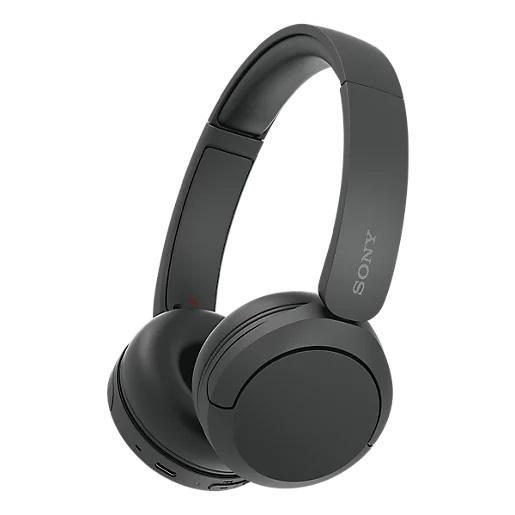 Bluetooth-Kopfhörer (Abbildung siehe Anlage),
- aus zwei Miniaturlautsprechern mit Ohrpolstern, über einen gemeinsamen Kopfbügel
  miteinander verbunden, mit integriertem Bluetooth-Funksende-/empfangsmodul,
  Akkumulator, USB-Ladeanschluss, Mikrofon und Bedienelementen (für die
  Musiksteuerung, Stummschaltung, Lautstärkeregelung, Geräuschunterdrückung,
  Rufannahme und -beendigung und Aktivierung eines Sprachassistenten),
- zum Senden und Empfangen von Signalen im Bluetooth-Standard und zum Konvertieren
  von Audiosignalen in Verbindung mit Mobiltelefonen z.B. für das drahtlose Telefonieren im
  Freisprechbetrieb,
- zusammen mit Beipack (USB-Kabel) in einer gemeinsamen Verkaufsumschließung.
Der Bluetooth-Kopfhörer bestimmt den Charakter der Warenzusammenstellung.

"Apparat für die Kommunikation in einem drahtlosen Netzwerk, keine Basisstation,
 Gerät zum Empfangen, Konvertieren und Senden von Tönen, Bildern oder anderen Daten,
 in Warenzusammenstellung in Aufmachung für den Einzelverkauf mit nicht
 charakterbestimmendem Beipack"