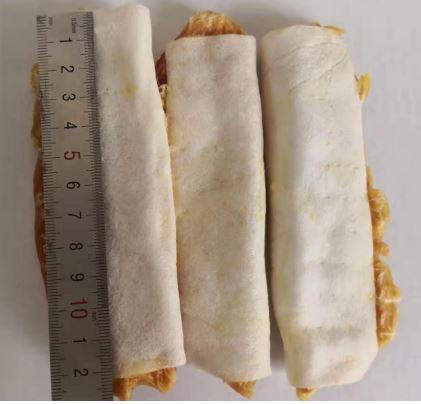 Antragsangaben: Hundefutter in Aufmachung für den Einzelverkauf. Keine Milcherzeugnisse und Zuckerarten enthalten.

Aufmachung: Folienbeutel mit Etikett, einer Aufmachung für den Einzelverkauf als Hundefutter entsprechend.

Stärke in der Ware (laut Angabe): 0,5 GHT bis 10 GHT.
Milcherzeugnisse in der Ware (laut Angabe): nicht enthalten.

Zubereitung von der zur Fütterung verwendeten Art, Hunde- und Katzenfutter, in Aufmachungen für den Einzelverkauf, Stärke enthaltend, mit einem Gehalt an Stärke von 10 GHT oder weniger, keine Milcherzeugnisse enthaltend oder mit einem Gehalt an Milcherzeugnissen von weniger als 10 GHT.