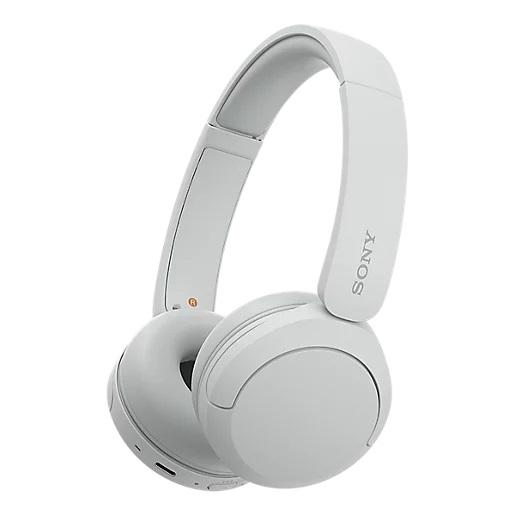 Bluetooth-Kopfhörer (Abbildung siehe Anlage),
- aus zwei Miniaturlautsprechern mit Ohrpolstern, über einen gemeinsamen Kopfbügel
  miteinander verbunden, mit integriertem Bluetooth-Funksende-/empfangsmodul,
  Akkumulator, USB-Ladeanschluss, Mikrofon und Bedienelementen (für die
  Musiksteuerung, Stummschaltung, Lautstärkeregelung, Geräuschunterdrückung,
  Rufannahme und -beendigung und Aktivierung eines Sprachassistenten),
- zum Senden und Empfangen von Signalen im Bluetooth-Standard und zum Konvertieren
  von Audiosignalen in Verbindung mit Mobiltelefonen z.B. für das drahtlose Telefonieren im
  Freisprechbetrieb,
- zusammen mit Beipack (USB-Kabel) in einer gemeinsamen Verkaufsumschließung.
Der Bluetooth-Kopfhörer bestimmt den Charakter der Warenzusammenstellung.

"Apparat für die Kommunikation in einem drahtlosen Netzwerk, keine Basisstation,
 Gerät zum Empfangen, Konvertieren und Senden von Tönen, Bildern oder anderen Daten,
 in Warenzusammenstellung in Aufmachung für den Einzelverkauf mit nicht
 charakterbestimmendem Beipack"
