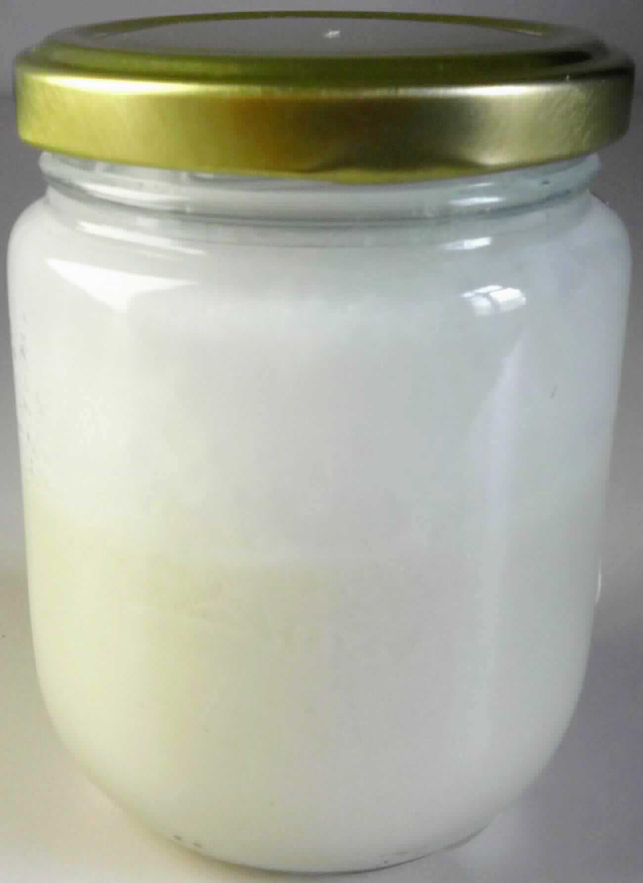 Kokosmus, getrocknet und fein vermahlen, ohne Zusätze.

Cremefarbene, fettige, bei Raumtemperatur feste Paste; Geruch und Geschmack nach Kokos, nicht gesüßt. Es ergaben sich keine Hinweise, dass die Ware einer über das Kapitel 8 der KN hinausgehenden Behandlung unterzogen wurde.

Genießbare Früchte, Kokosnüsse, getrocknet.