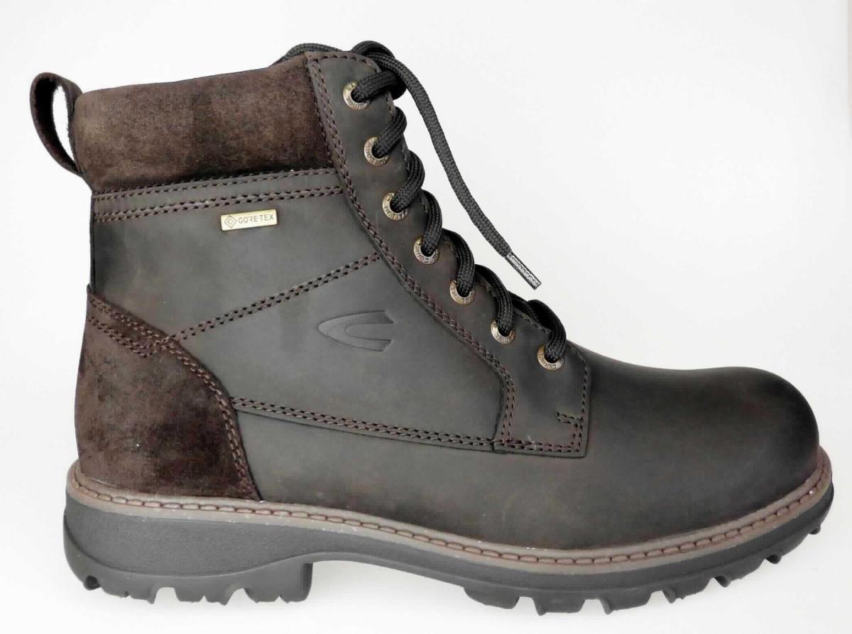 Stiefel (Größe 7,5, Foto siehe Anlage)
- mit Laufsohlen aus Kunststoff/Kautschuk; ohne Hauptsohle aus Holz,
- mit Oberteil aus Leder,
- mit einem Stück aus Leder verstärkt,
- gefüttert,
- vorn mit Schnürsenkelverschluss und seitlich mit Reißverschluss,
- ohne Metallschutz in der Vorderkappe,
- den Knöchel, jedoch nicht die Wade bedeckend,
- mit einer Länge der Innensohle von ca. 27,4 cm,
- als Männerschuh erkennbar.

"Schuhe mit Laufsohlen aus Kunststoff/Kautschuk und Oberteil aus Leder, andere als in den Unterpositionen
 6403 1200 bis 6403 9105 genannte, den Knöchel, jedoch nicht die Wade bedeckend, mit einer Länge der
 Innensohle von mehr als 24 cm, für Männer"