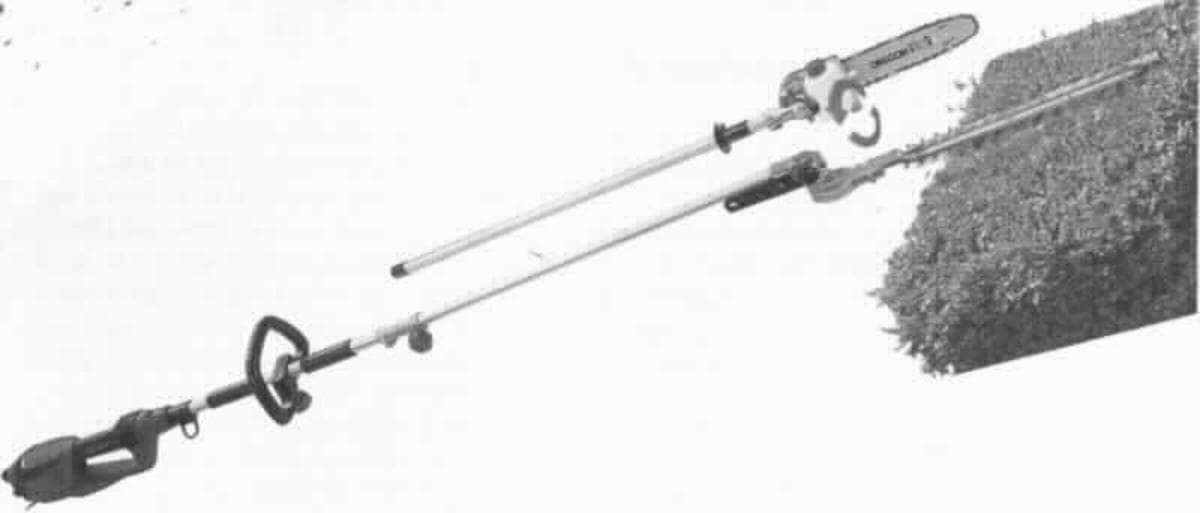 Sog. Hochentaster und Langstielheckenschere PHSHE 900 A1
- aus einem von Hand zu führenden Gehäuse mit eingebautem Elektromotor, Netzkabel, 
  Bedienelementen, Handgriff, Schultergurt, Rohrschaft und Verriegelungssystem zur 
  multifunktionalen Aufnahme und zum Antrieb von austauschbaren Anwendungsaufsätzen,
  geliefert mit Heckenschere und Hochentastereinheit (Abbildung siehe Anlage),
- zum Entasten (Sägen) von Bäumen sowie zum Schneiden von Hecken.
Eine kennzeichnende Haupttätigkeit des Multifunktionsgerätes ist nicht feststellbar.

"Von eingebautem Motor (elektrisch) betriebenes Werkzeug, von Hand zu führen, keine 
 Ware der TARIC-Codes 8467 2110 00 bis 8467 2980 00, Heckenschere (Multifunktionsgerät 
 ohne kennzeichnende Haupttätigkeit) - sog. Hochentaster und Langstielheckenschere"