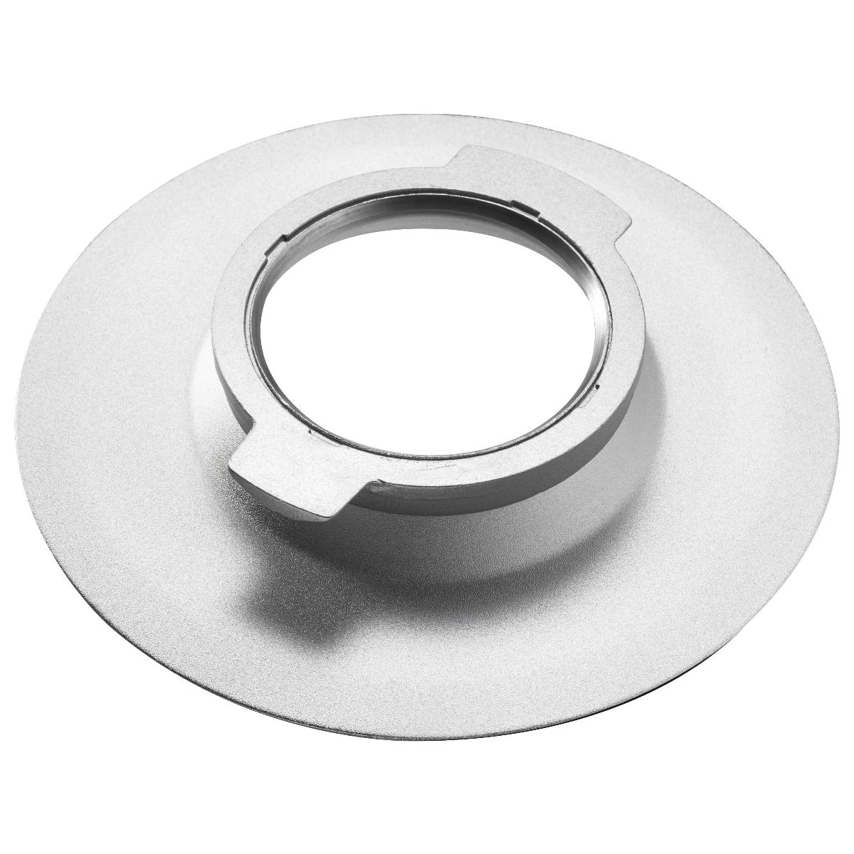 Softboxadapter Visatec, Artikelnummer 15290,  in Form eines spezifischen, ringförmigen, silberfarbenen Adapters aus Metall mit einem Außendurchmesser von 152 mm und zwei Rastnasen am Rand des Anschlussstutzens.  Der Adapter dient der Befestigung von Vorsätzen (Softboxen, Octagons, Striplights) an Blitzlichtgeräten der Modelle Visatec und Broncolor Impact (sämtlich nicht Gegenstand dieser vZTA-Entscheidung). 
Zur äußeren Form siehe Abbildung in der Anlage.

Die Ware wird als "Zubehör, erkennbar hauptsächlich für Blitzlichtgeräte für fotografische Zwecke bestimmt" eingereiht.