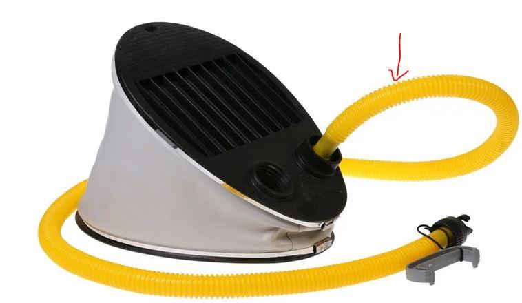 Angaben des Antragstellers:
Ersatzschlauch für Luftpumpen mit Bajonettverschluss.

Feststellungen an einem Warenfoto:
Die Ware stellt sich als gelber, geriffelter, biegsamer Schlauch dar, der mit schwarzen Anschlussstücken und einem Griff aus Kunststoff versehen ist.

Befund:
Anderer, nicht verstärkter Schlauch aus Kunststoffen, mit Verbindungsstücken.