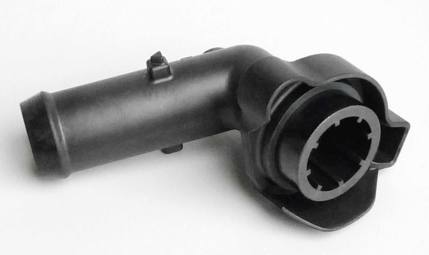 Angaben des Antragstellers:
End Cap; Abgasrückführung (für Automobilbranche)

Feststellungen an einem Warenmuster:
Es wurde ein gewinkeltes Rohrverbindungsstück aus einem schwarzen Kunststoff vorgelegt.

Befund:
Es handelt sich um Verbindungsstücke aus Kunststoff im Sinne der Unterposition (KN) 3917 4000.