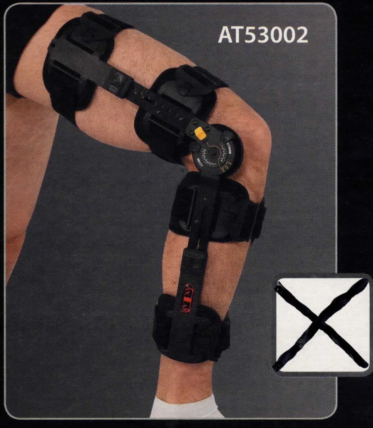 Sog. Telescoping ROM Knee Brace AT53002, im Wesentlichen bestehend aus zwei parallel zueinander angeordneten Teleskopschienen aus Aluminim, die mit Polstern und Klettschlussbändern umwickelt sind. Beide Schienen sind in der Länge von 46 - 70 cm verstellbar und besitzen in der Mitte ein rundes, mit abnehmbarem Schaumstoff gepolstertes Gelenk, zur Einstellung der Flexions- und Extensionsbegrenzung bei 0° bis 120° bzw. bei 0° bis 80°. Um den gewünschten Begrenzungswinkel zu fixieren, wird der Fallriegelverschluss gegen die Gelenkmitte geschoben. Mit insgesamt vier Klettverschlussbändern wird die Orthese am Ober- und Unterschenkel des Patienten befestigt.

äußere Form: siehe Abbildung in der Anlage

Die Orthese dient hauptsächlich dem Stützen und Halten des Kniegelenks nach postoperativer Behandlung sowie nach Knieverletzungen, findet aber auch bei Bandverletzungen und Verrenkungen Anwendung. 

Die Ware ist zusammen mit einer Bedienungsanleitung in einem bedruckten Karton verpackt und wird als "orthopädische Vorrichtung für Menschen" eingereiht.