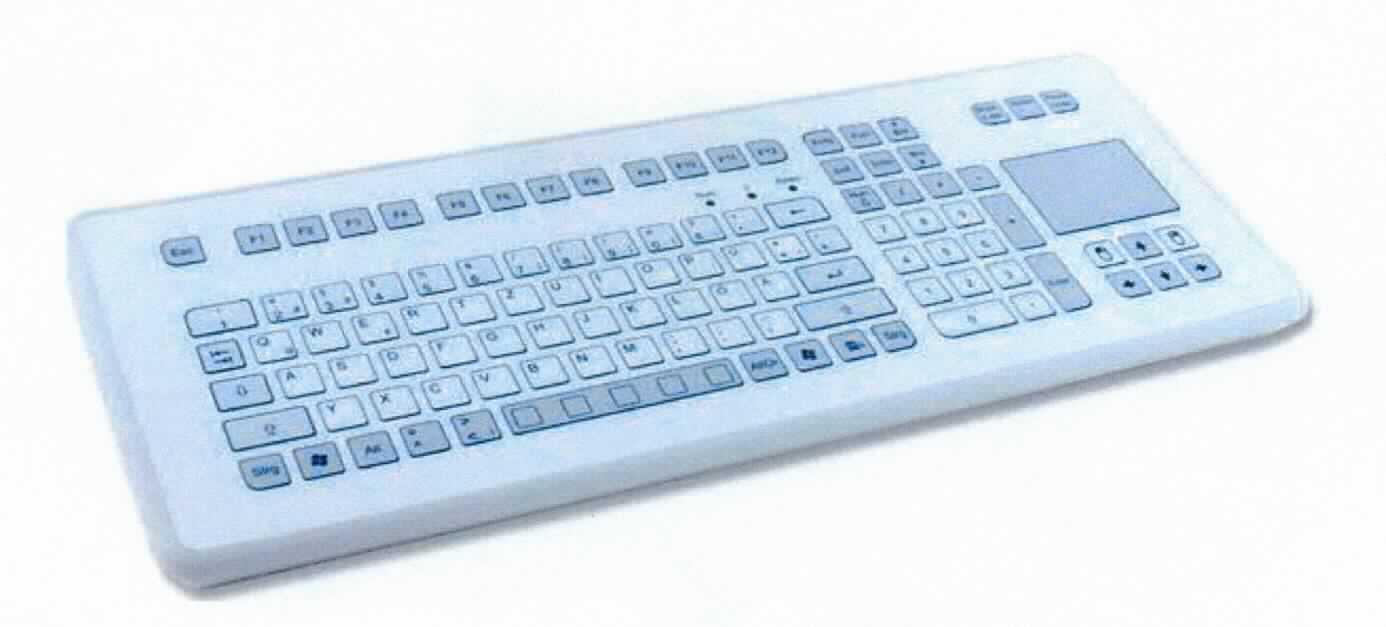 Sog. "Tastatur mit Folienabdeckung und Mausersatzgerät", in Form einer kombinierten Maschine aus Tastatur (Haupttätigkeit bzw. Hauptfunktion) und XY-Koordinateneingabeeinheit.

Das Gerät besteht im Wesentlichen aus einer mit aktiven und passiven Bauelementen bestückten, gedruckten Schaltung mit Leiterbahnenmatrix und Schaltmatte mit Kontaktpunkten in einem Kunststoffgehäuse mit alphanumerischen Tasten, Mausersatzgerät (kapazitives Touchpad und Maustasten) und zwei Schnittstellen (PS/2, USB) zum Eingeben von Informationen und von XY-Koordinaten sowie zum Auslösen von Steuerbefehlen. 

Die Eingabeeinheit ist an die Zentraleinheit anschließbar und in der Lage, Daten in einer vom System verwendbaren Form zu liefern. 

Die Ware wird als "Eingabeeinheit für automatische Datenverarbeitungsmaschinen, Tastatur" eingereiht.

Anlage: 1 Abbildung