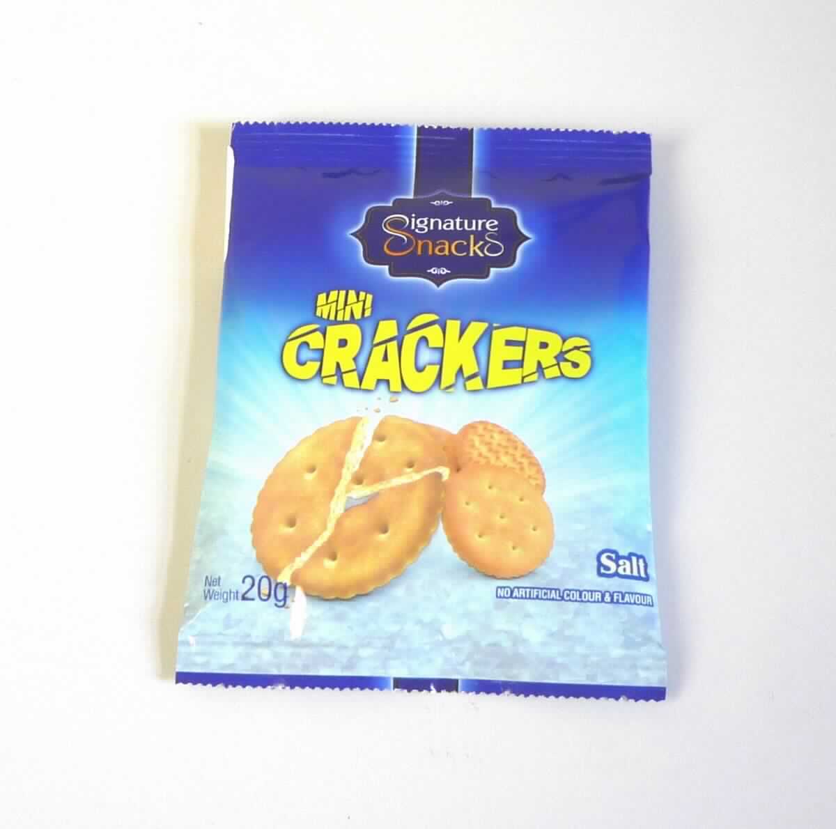 Mini Cracker, Geschmacksrichtung Salz 

Beschreibung des vorgelegten Warenmusters (in Original-Einzelpackung 20 g): 
Bedruckter Schlauchfolienbeutel mit mehrsprachigen Angaben zum Erzeugnis (Mini Crackers - Mini Salzgebäck; 
Net Weight 20 g), zu den Zutaten und zu den Nährwerten; darin flache, runde (Durchmesser ca. 3,3 cm; Dicke 
ca. 0,5 cm), hellbraun gebackene, gelochte und am Rand gekerbte Kekse, handelsüblichen Crackern entspre-
chend. Geschmack nach Weizengebäck, schwach salzig, nicht süß.


Milchfett und Milchprotein: gemäß Antragsangaben nicht enthalten
Stärke/Glucose*: 50 bis weniger als 75 GHT
Saccharose/Invertzucker/Isoglucose**: 5 GHT bis weniger als 30 GHT

*: festgestellt gemäß VO (EG) 900/2008, VO (EU) 118/2010
**: festgestellt gemäß VO (EG) 900/2008

Backware, Kekse und ähnliches Kleingebäck, nicht gesüßt