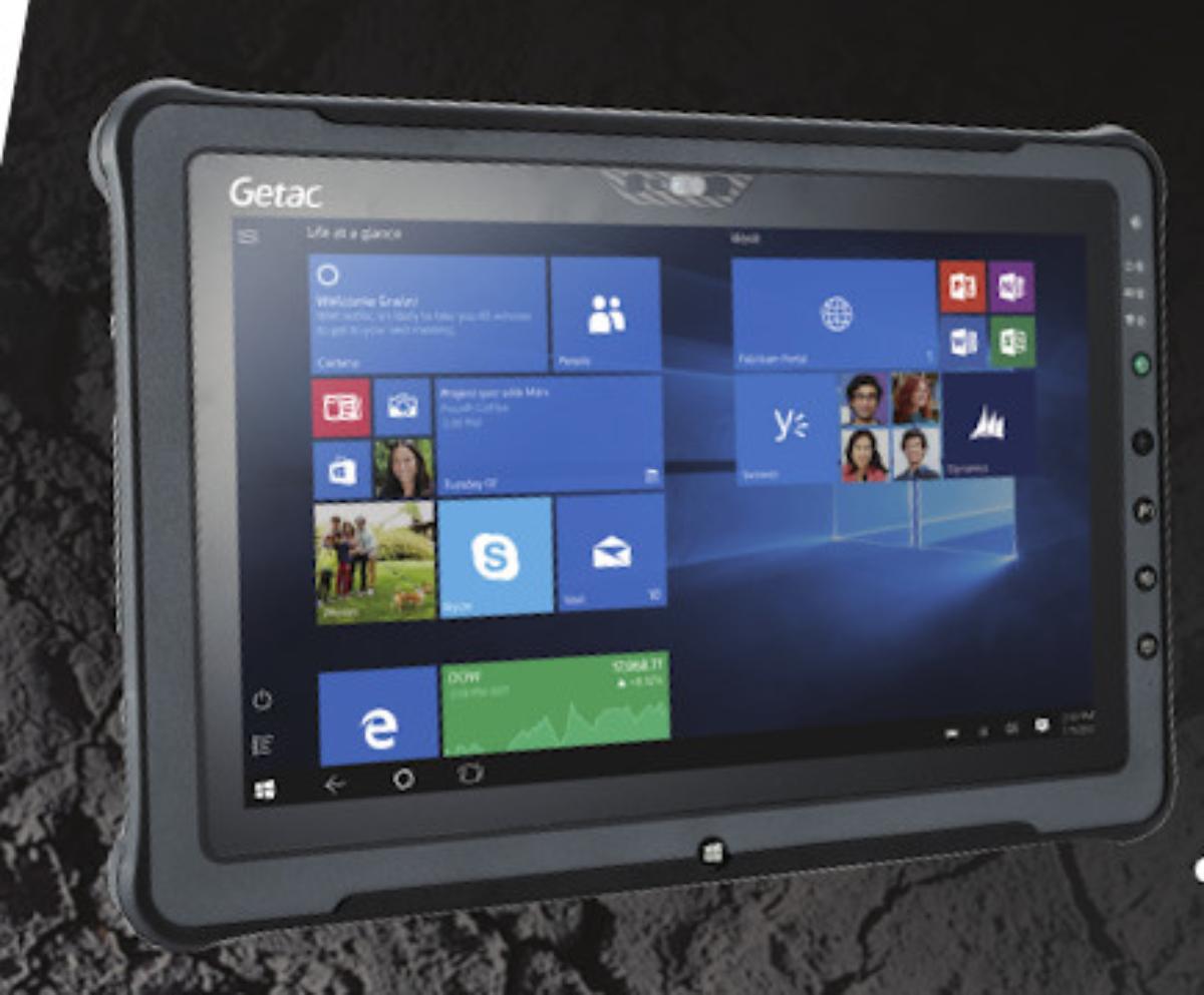 Dockingstation (SKU 3B30160).
Das Gerät besteht im Wesentlichen aus einer mit aktiven und passiven Bauelementen bestückten, gedruckten Schaltung in einem spezifischen Gehäuse zur Aufnahme eines Getac-Tablet-PC, ausgestattet mit USB-, HDMI-,VGA-, LAN- und seriellen Schnittstelle sowie Mikrofoneingang und Audioausgang zum gleichzeitigen Anschließen von Eingabe- und Ausgabeeinheiten sowie einem DC-Eingang-Anschluss für die Stromversorgung.
Es ist von der hauptsächlich in automatischen Datenverarbeitungssystemen verwendeten Art, an die Zentraleinheit anschließbar und in der Lage, Daten in einer vom System verwendbaren Form zu empfangen und zu liefern.


Die Ware wird als "Einheit für automatische Datenverarbeitungsmaschinen, andere als von den Unterpositionen (HS) 8471 50 bis 8471 70 erfasst" eingereiht.

Anlage: 1 Abbildung