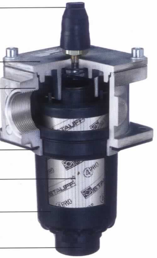 Rücklauffilter RF,
- aus einem Gehäuse mit Filterkopf aus Aluminium, Filtertopf aus Kunststoff mit Gewindeanschluss, 
  Filterelement mit integriertem Bypassventil sowie Grenzwertschalter (Abbildung siehe Anlage),
- zum Filtrieren von Mineralöl.

"Apparat zum Filtrieren oder Reinigen von Flüssigkeiten, keine Ware der TARIC-Codes 8421 2100 10 bis 8421 2980 10 - sog. Rücklauffilter"