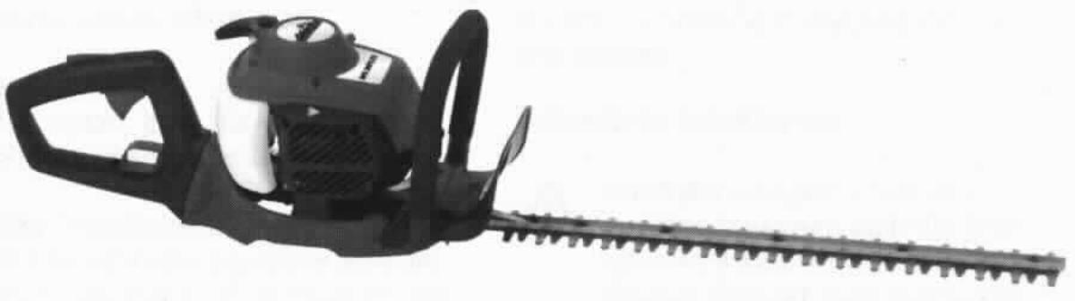 Benzinheckenschere BHS 2670 E2,
- aus einem Gehäuse mit Benzinmotor (Leistung: 0,75 kW), Handgriff, Startergriff mit Starterseil,
  Kraftstofftank (460 ml) und beidseitig schneidendem Präzisionsmesser mit einer Schwertlänge
  von ca. 55 cm (Abbildung siehe Anlage),
- zum Schneiden von Hecken, Büschen und Sträuchern,
- in einer gemeinsamen Verkaufsumschließung mit Messerschutz, Mischbehälter und Betriebsanleitung (Beipack).
Die Benzinheckenschere bestimmt den Charakter des Ganzen.

"Von Hand zu führendes Werkzeug mit eingebautem Benzinmotor, keine Kettensäge (Warenzusammenstellung in Aufmachung für den Einzelverkauf aus Heckenschere -charakterbestimmend- und Beipack) - Benzinheckenschere"