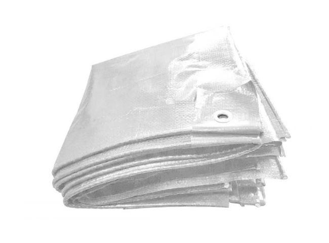 Plane, sog. Allzweck-Gewebeplane, Foto siehe Anlage,
- in einem Polybeutel verpackt,
- flaches Erzeugnis, von rechteckiger Form, in den Abmessungen von laut Antrag  2 m x  3 m,
- aus einem ca. 0,1 mm dicken, einfarbigen Gewebe aus Streifen aus synthetischer Spinnmasse
  [somit keine Ware der Unterposition (HS) 6306 12] aus laut Antrag Polyethylen mit einer augen-
  scheinlichen Breite von weniger als 5 mm, das beidseitig mit einer Folie aus Kunststoff (laut Antrag: 
  Polyethylen) laminiert ist (Meterware der Position 5903; somit keine Ware des Kapitels 39),
- am durch Umschlagen und Festkleben gesäumten Rand mit Ösen aus unedlem Metall ausgestattet
  und mit einer eingezogenen Schnur verstärkt,
- durch Zusammenfügen konfektioniert,
- die laut Antrag wasserdichte Plane ist dazu bestimmt, im Freien lagernde oder auf Schiffen, Eisenbahn-
  wagen, Lastwagen usw. verladene Waren gegen Witterungsunbilden zu schützen.

"Plane aus Spinnstoffen, andere als in der Unterposition 6306 12 genannte"